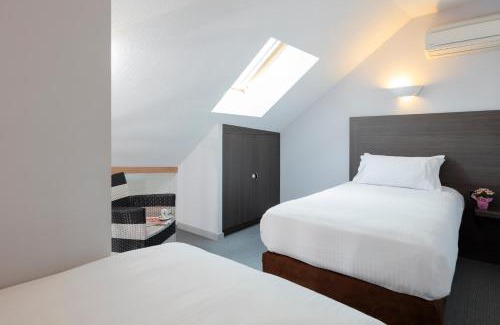 Salins-les-Bains Hôtel | Logis Hôtel des Deux Forts