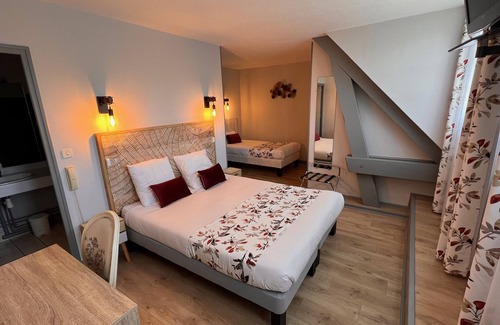 Tarnac Hôtel | Logis hôtel des voyageurs