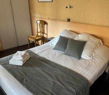 Yenne Hôtel | Logis Hôtel du Fer à Cheval