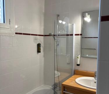 Prechacq-les-Bains Hôtel | Logis Hôtel Le Clos Pité