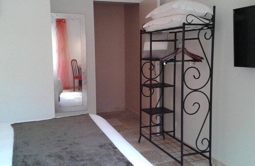 Anduze Hôtel | Logis Hôtel Le Domaine de la Régalière