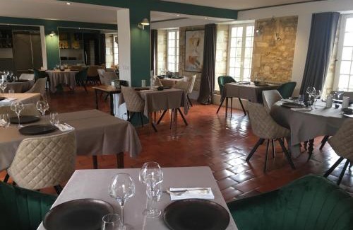 Le Gua Hôtel | Logis Hôtel Le Moulin de Chalons