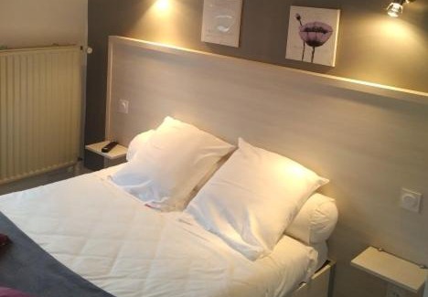 Riscle Hôtel | Logis Hôtel Le pont d'Arcole