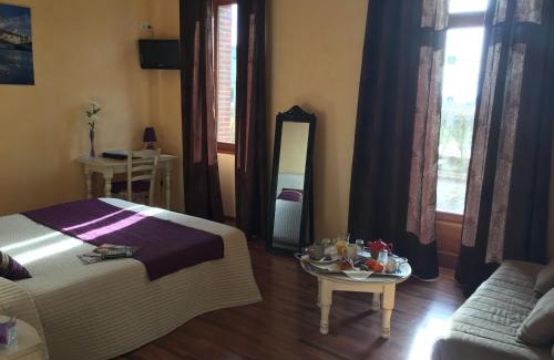 Nouilhan Hôtel | Logis Hôtel Les 3B