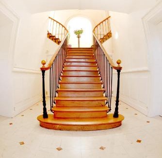 Essomes-sur-Marne Hôtel | Logis Hôtel & Restaurant Chateau de la Marjolaine