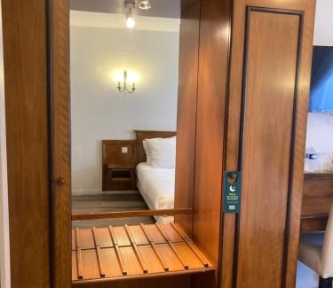 La Ferte-Gaucher Hôtel | Logis Hôtel & Restaurant du Sauvage