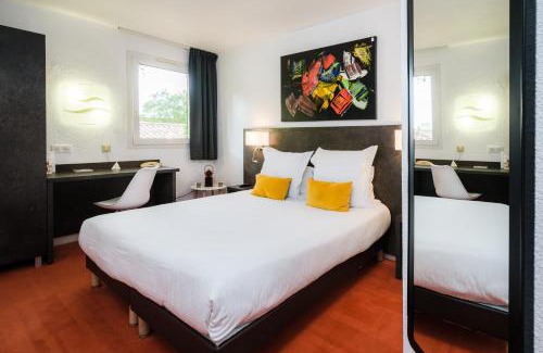 Castelnaudary Hôtel | LOGIS Hôtel Restaurant Le Clos Fleuri