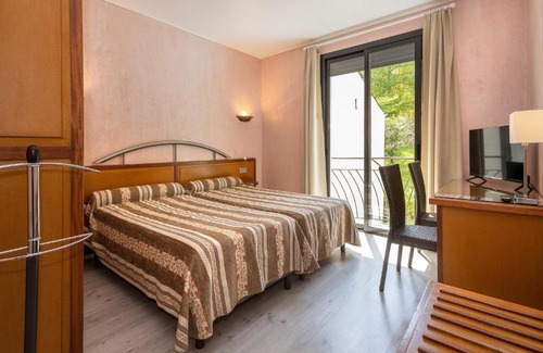 Meyrueis Hôtel | Logis Hôtel Restaurant Le Mont Aigoual