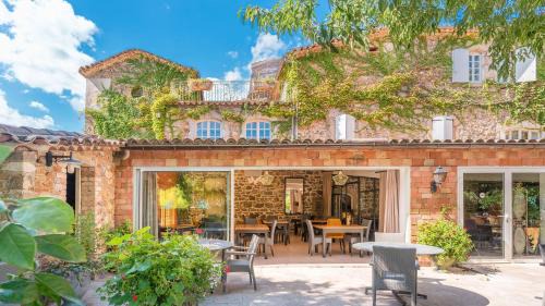 Mialet Hôtel | Logis Hôtel Restaurant Le Pradinas