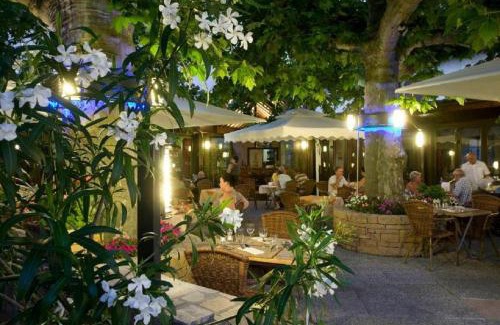 Quincieux Hôtel | Logis Hôtel Tante Yvonne & son restaurant semi-gastronomique - Lyon Nord