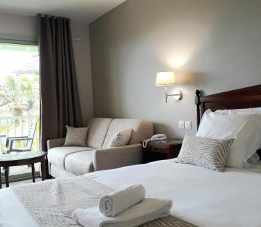 Bazas Hôtel | Logis Hôtels- Hôtel et Restaurant Domaine de Fompeyre