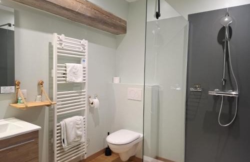 Saint-Boil Maison | Logis Hotel Domaine du Cheval Blanc
