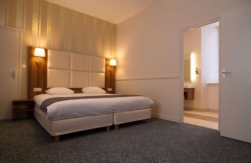 Combourg Hôtel | Logis Hotel du Chateau