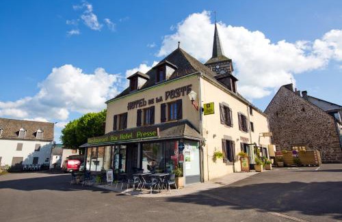Saint-Sauves-d'Auvergne Hôtel | Logis Hotel De La Poste