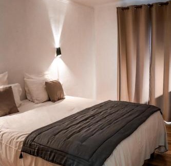Arles-sur-Tech Hôtel | Logis Hotel Les Glycines