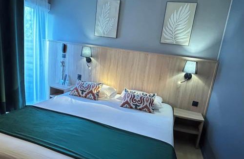 Saint Dezery Hôtel | Logis Hotel Les Gravades Ussel