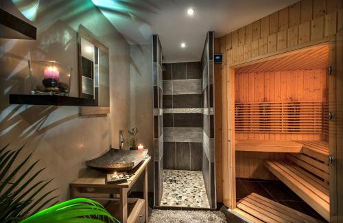 Meyrueis Hôtel | Logis Hotel Restaurant Family & Spa