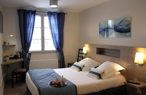 Cayres Hôtel | Logis Hotel Restaurant La Croisée des Chemins