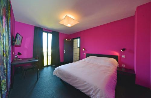 Mereau Hôtel | Logis - Hotel Restaurant La Mire