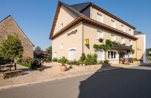 Saulges Hôtel | Logis L'Ermitage Hôtel & Restaurant