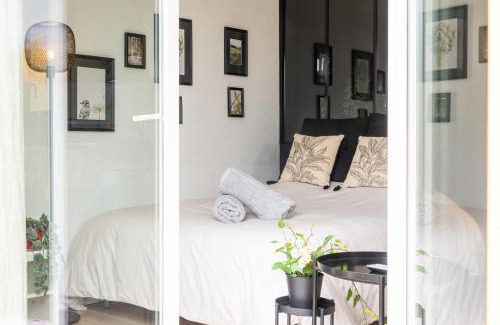 Chatellerault Appartement | Logis Verde à 5 minutes de l'autoroute A10, balcon & parking privé