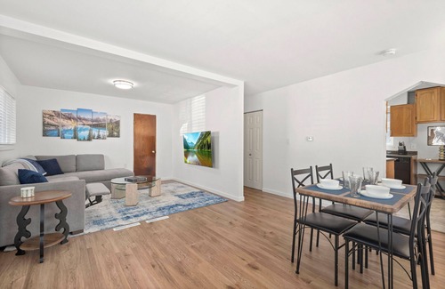 Highland Maison | LoHi Home – Walk to Dining, Large Backyard & BBQ!