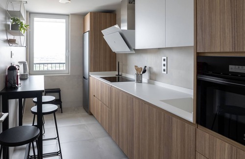 Delicias Appartement | LOIRA TORRE 2: Luxury next to the Delicias Station