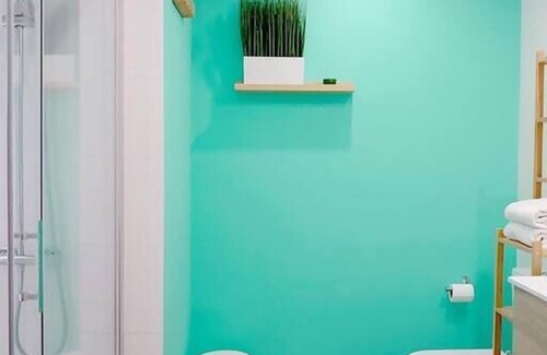 Romareda Appartement | LOIRA VÍA PIGNATELLI: 2 Bedrooms Next to the Canal