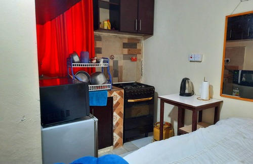 Kidono Appartement | Lola's Nest - Free Secure Parking & Internet