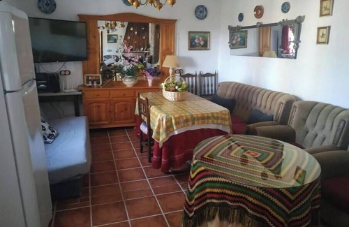 Durcal Maison | Loma Negra Rural House, with fireplace, swimming pool and barbecue