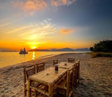 Sekotong Barat Station Balnéaire | Lombok Sunrise