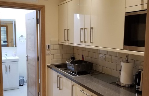 Cranbrook Appartement | London Luxury Studio Flat # 4 Mayflower Apartment 1 min to Underground Sleeps 4