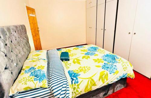 Brooklands Maison | London Serviced Accommodation - Access Elizabeth line