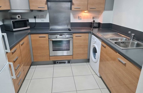 Stratford and New Town Appartement | Appartement-Appartement-Salle de bain-Vue ville