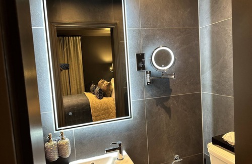 Haggerston Appartement | London Studio Flat, Double Bed, En-suite Bathroom & Kitchenette.