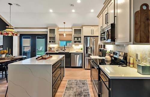Waco Maison | Lonetree Ranch an Outdoor Oasis w/ hot tub near Baylor/Magnolia