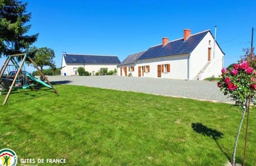 Saint-Laurent-de-Lin Maison | Longère authentique avec jardin privé, près des Châteaux de la Loire, idéale pour familles et nature - FR-1-381-501