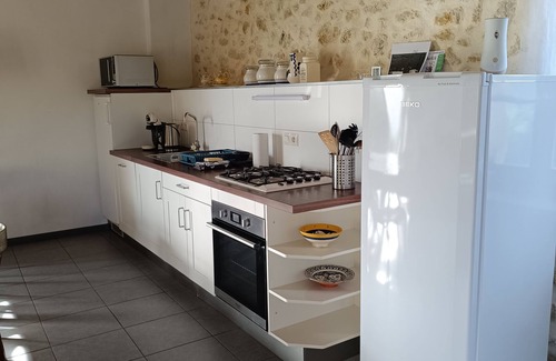 Moncorneil-Grazan Maison | Longère ,plein pied, tout confort. Animaux acceptés