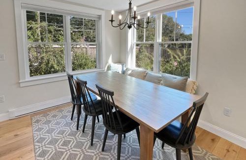 York Harbor Maison | Long Sands Your All-Season GetAway Brought to you by GetAway Vacations