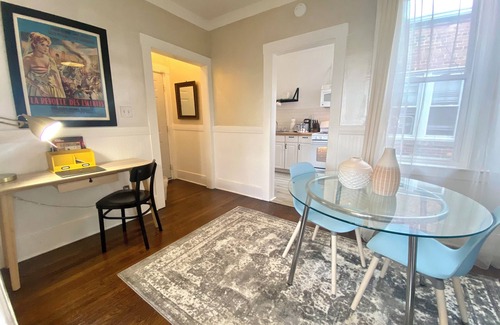 Detroit Appartement | Long-Term Haven Ideal for Nurses & Travelers