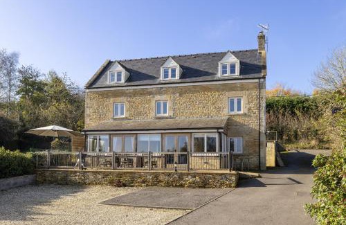 Longborough Maison | Longborough House