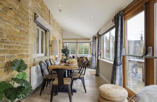 Longborough Maison | Longborough House