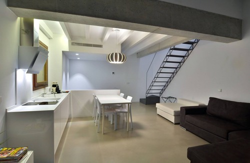 La Llotja-Born Appartement | Lonja Suites 4 white