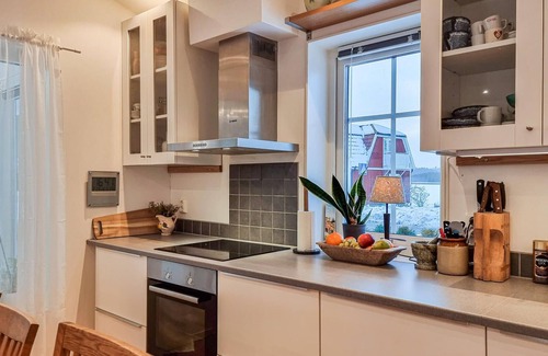 Molltorp Maison | 3 chambres hébergement à Mölltorp