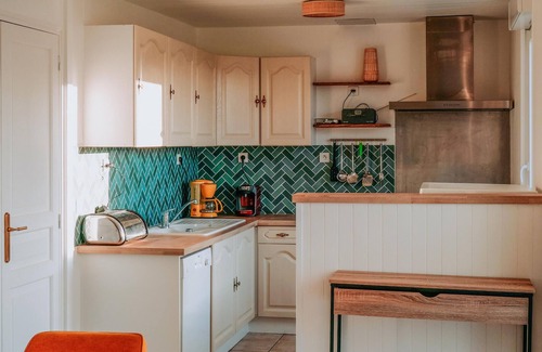 Corlay Maison | Look forward to a wonderful break in this cozy vacation home.