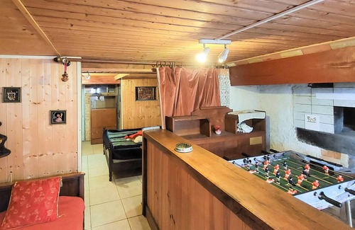 Thiers Maison | Look forward to an unforgettable vacation in a quiet environment in this vacation apartment.