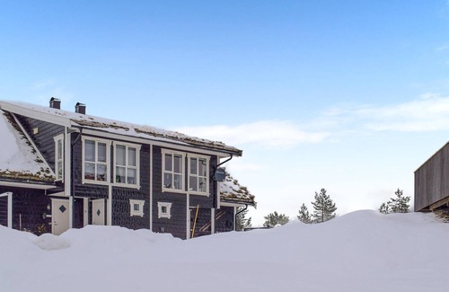 Gautefall Maison | Look forward to family time together in this spacious vacation home with top equipment.
