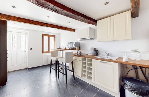 Meaux Maison | Look forward to this very well located house in the heart of the historic city center of Meaux.