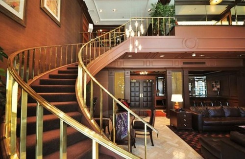 Downtown Las Vegas Maison | Look No More! 2 Pools, Pet-friendly Property, Nightclub, Walk to the Strip!