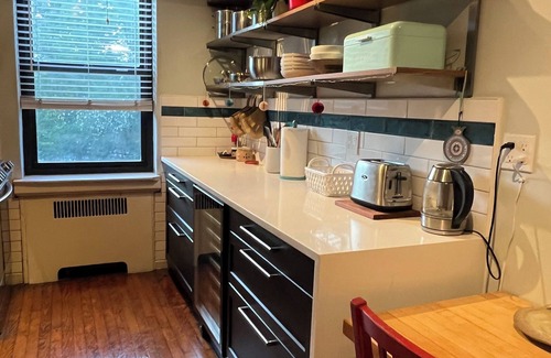 Fort George Appartement | Looking for an August sublet in the city? Check out our fabulous 1 bedroom